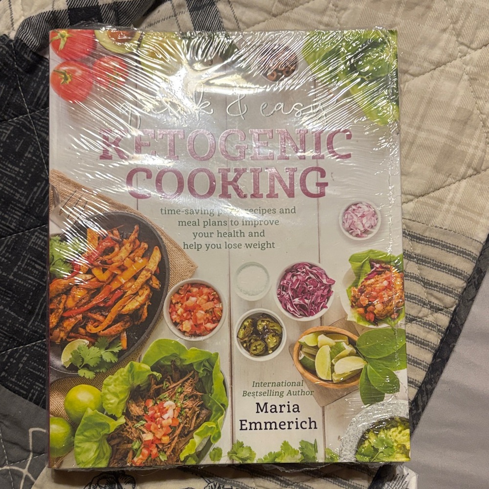 Quick & Easy Ketogenic Cooking by Maria Emmerich